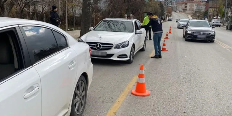 Çorum polisinin suçlularla mücadelesi sürüyor