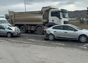 Sivas’ta kaza: 3 yaralı