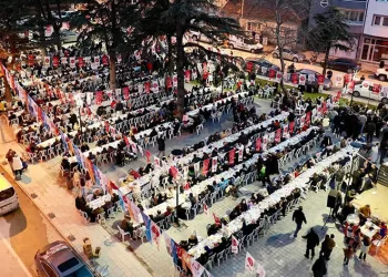 MHP Söğüt’te vatandaşları iftarda buluşturdu
