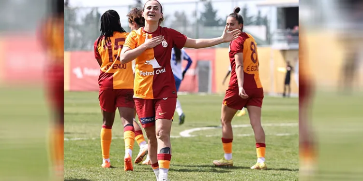 Galatasaray son nefeste güldü