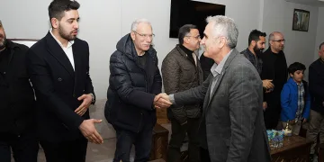 “İlk işimiz ara sokaklarımızdaki yolları düzeltmek”