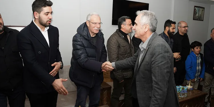 “İlk işimiz ara sokaklarımızdaki yolları düzeltmek”