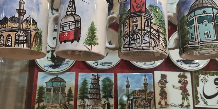 Bursa’nın değerleri Kütahya çinisinde buluştu