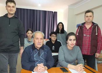 73 yaşında üniversite sınavlarına hazırlanıyor