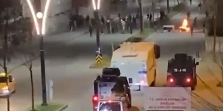 Terör propagandası yapan şüpheliler gözaltına alındı