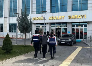 Terör örgütü propagandası yapan 4 kişi gözaltına alındı
