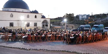 Kırsaldaki vatandaşlar iftarda bir araya geldi