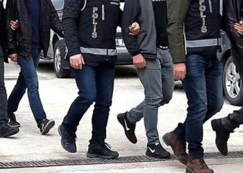 CHP’li yöneticiler, Cumhurbaşkanı’na hakaretten gözaltına alındı