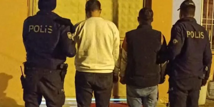Şüphe üzerine durdurulan araç çalıntı çıktı
