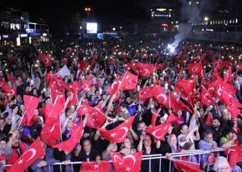 Aydın CHP’de kutlamalar başladı