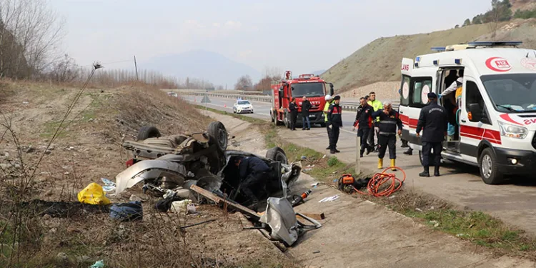 Amasya’da cenaze yolunda feci kaza