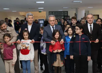 Bursa’da öğrenciler ödüllendirildi