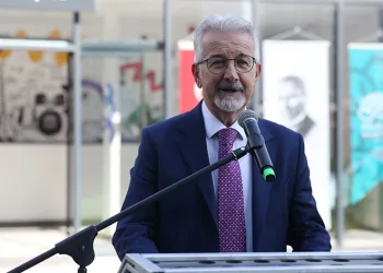 23 Nisan Müzik Stüdyosu açıldı