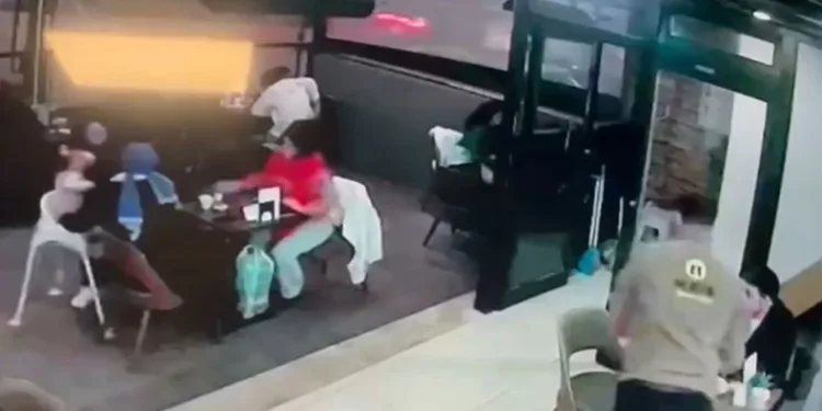 1 yaşındaki çocuğun hayatını kurtaran hareket