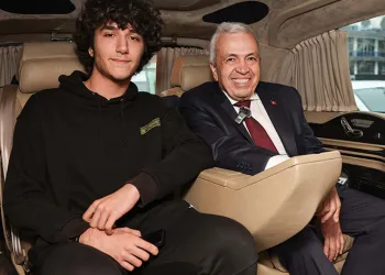 Gençler istedi, Şadi Özdemir aracıyla gezdirdi