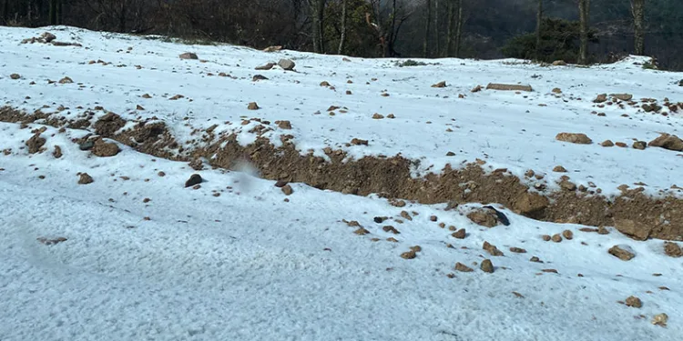 Bursa’da aniden bastıran dolu yağışı etkili oldu