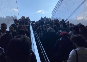 Altunizade’de metrobüs arızası