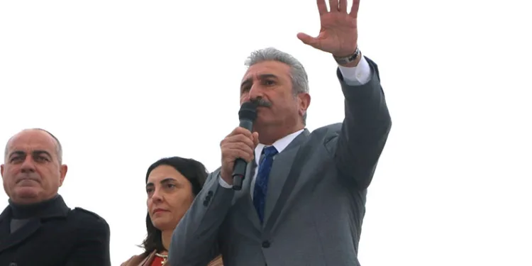 Yeşiltaş: Vali bey, devletin valisi ol