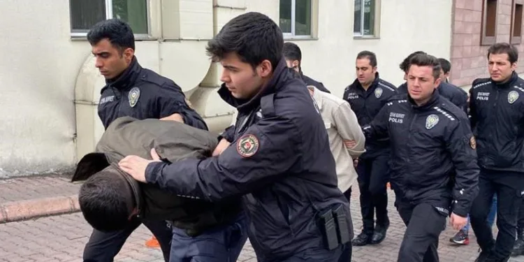 “Yılanlar Grubu” çetesi operasyonunda 13 tutuklama