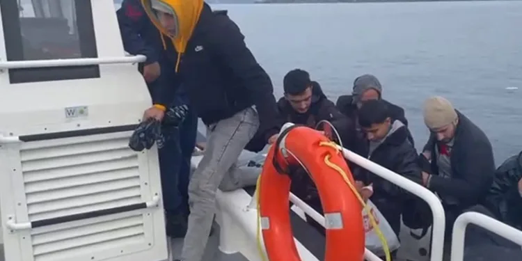 Bodrum’da 100 düzensiz göçmen karaya çıkarıldı