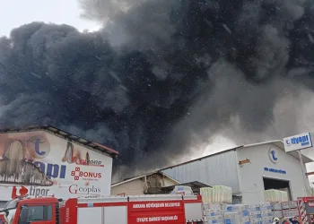 Ankara’da depoda yangın