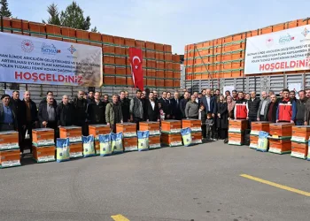 Batman’da 4 bin adet hibeli arı kovanı dağıtıldı