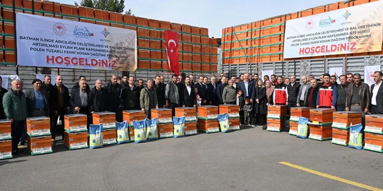 Batman’da 4 bin adet hibeli arı kovanı dağıtıldı