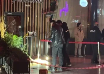 İzmir’de eğlence mekanında panik dolu anlar