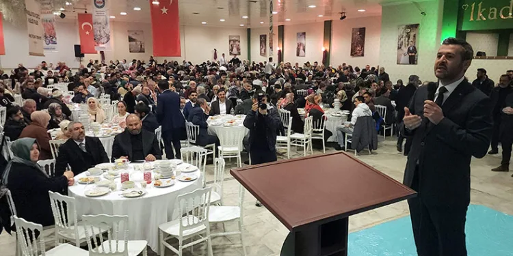 “Bizler imkansızlığı başaran bir ataların evlatlarıyız”