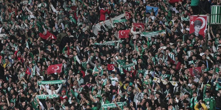 Maç biletleri satışa çıktı