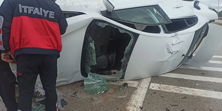 Elazığ’da otomobil takla attı: 1 yaralı
