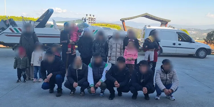 8 organizatör ve 24 düzensiz göçmen yakalandı