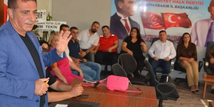CHP Diyarbakır İl Başkanı istifa etti