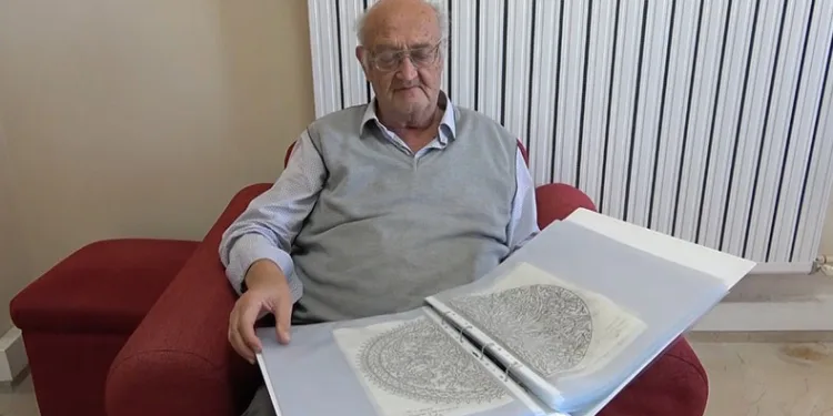 7 bine yakın çini deseni kitap haline getiriliyor
