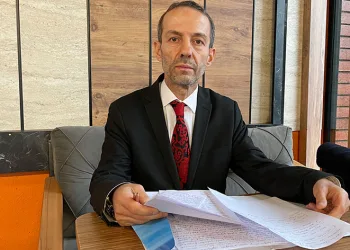 AK Parti’yi destekledi, disiplin kuruluna gönderildi