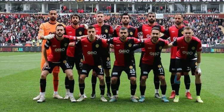 Eskişehirspor’un başına Beşiktaş’ın eski teknik direktörü geliyor
