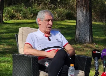 Fernando Santos: “Beşiktaş her sezon kupa kazanmak için oynar”