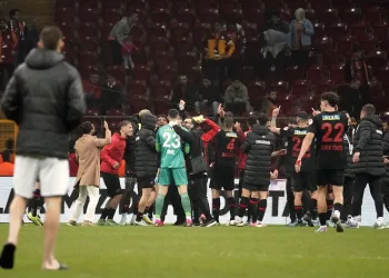 Fatih Karagümrük yarı finalde Trabzonspor ile eşleşti