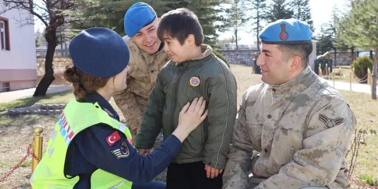 Jandarmadan özel misafirlere özel ağırlama