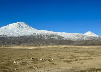 Ağrı Dağı ihtişamıyla göz kamaştırıyor