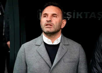 Okan Buruk: “Takım olduğumuzda neler yapabileceğimizi gösteriyoruz”
