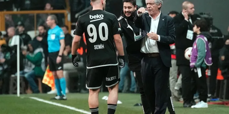 Fernando Santos ilk derbisini kaybetti