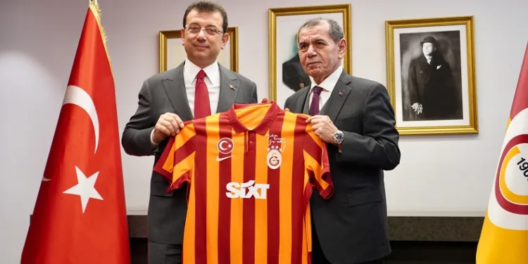Galatasaray Başkanı Dursun Özbek, İBB Başkanı Ekrem İmamoğlu’nu ağırladı
