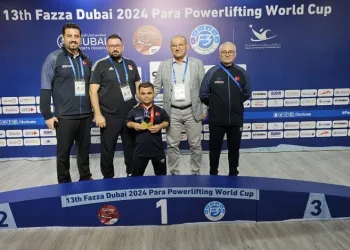 Paralimpik sporcu Abdullah Kayapınar, dünya rekoru kırdı!