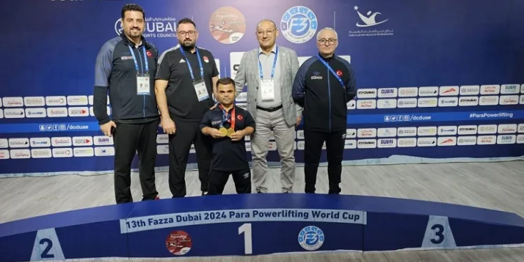 Paralimpik sporcu Abdullah Kayapınar, dünya rekoru kırdı!