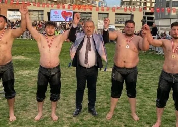 Pamukkale Belediyesporlu pehlivanlar sezona 11 madalyayla başladı