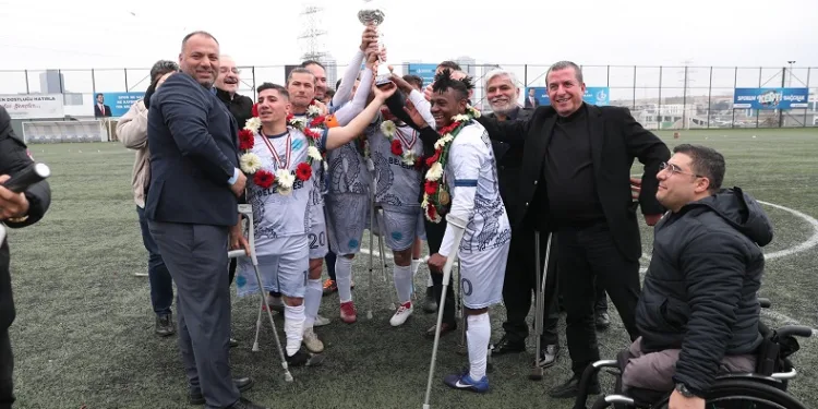 Bağcılar Ampute Futbol Takımı şampiyon oldu