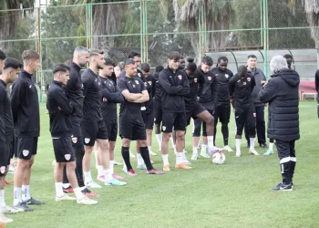 Adanaspor, Sakaryaspor maçı hazırlıklarına başladı