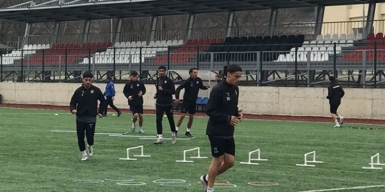 1969 Bilecik Spor Kulübü hafta sonu oynayacağı Tavşanlı Linyit maçının hazırlıklarını sürdürüyor