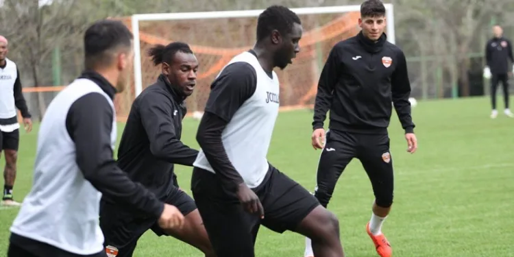 Adanaspor, Sakaryaspor maçı hazırlıklarını sürdürdü